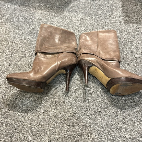 Nine West boots. Brown - Picture 2 of 3